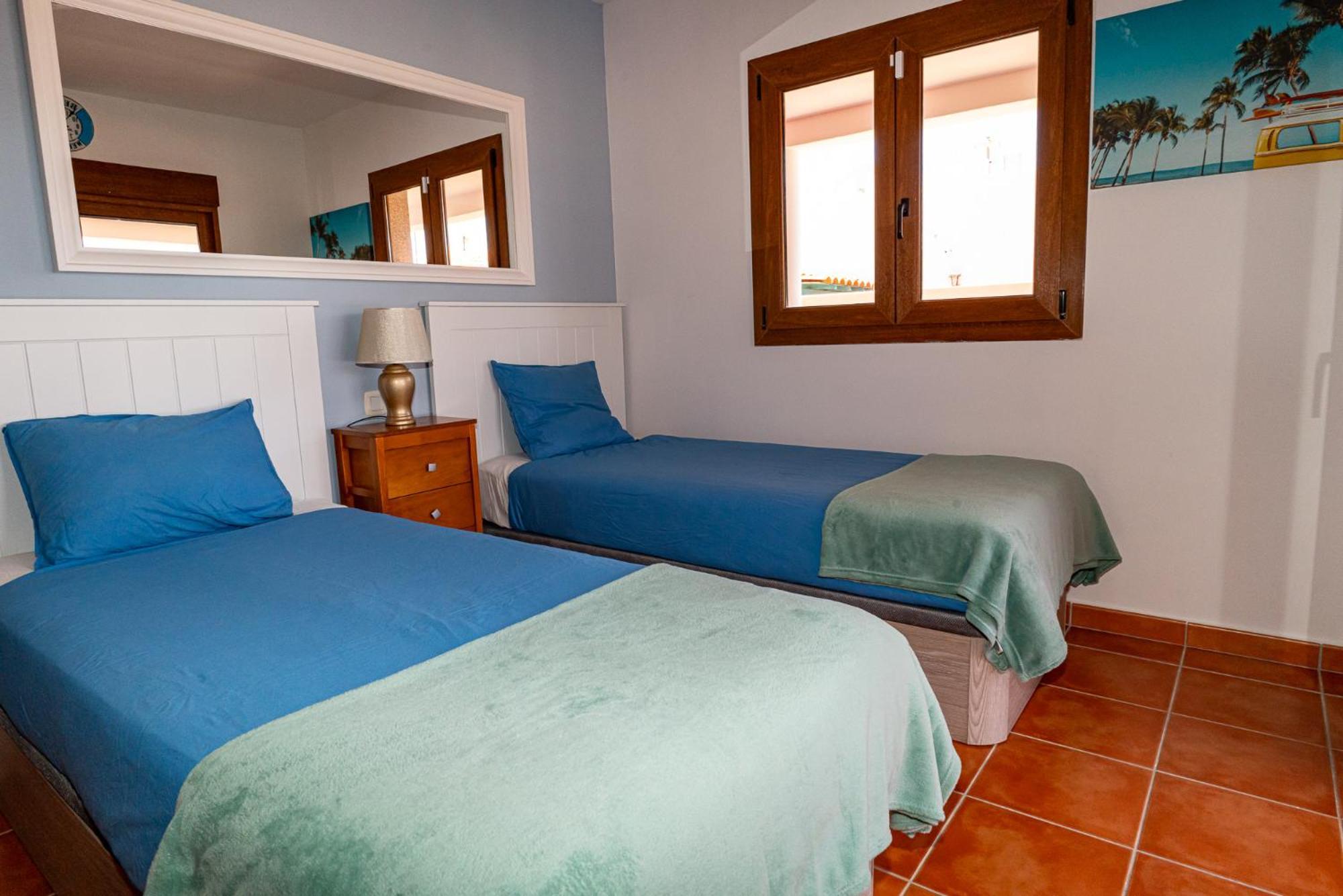Villa Oceana - Cliffside Retreat Costa De Antigua Bagian luar foto