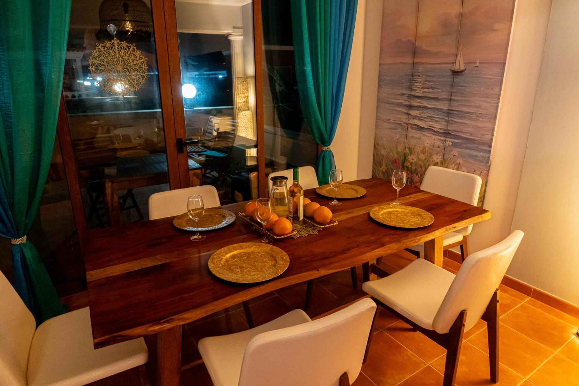 Villa Oceana - Cliffside Retreat Costa De Antigua Bagian luar foto